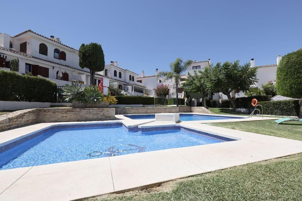 Appartement 4 Bedroom Townhouse 200 Meters From The Beach!