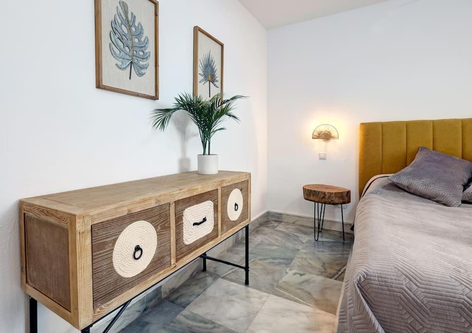 4 Bedroom Townhouse 200 Meters From The Beach! Estepona