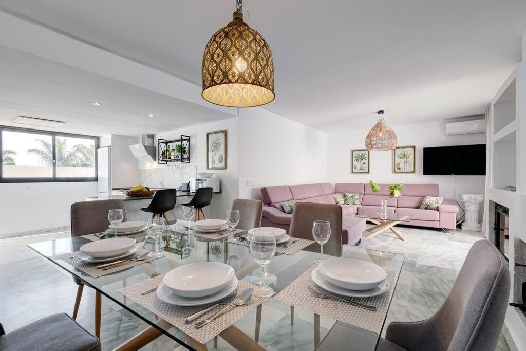 4 Bedroom Townhouse 200 Meters From The Beach! Estepona