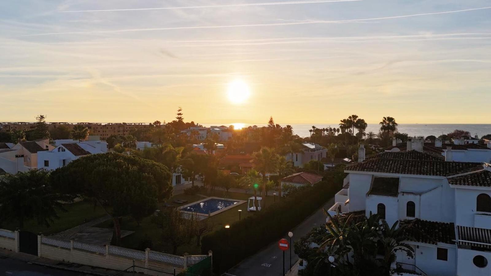 4 Bedroom Townhouse 200 Meters From The Beach! Appartement *